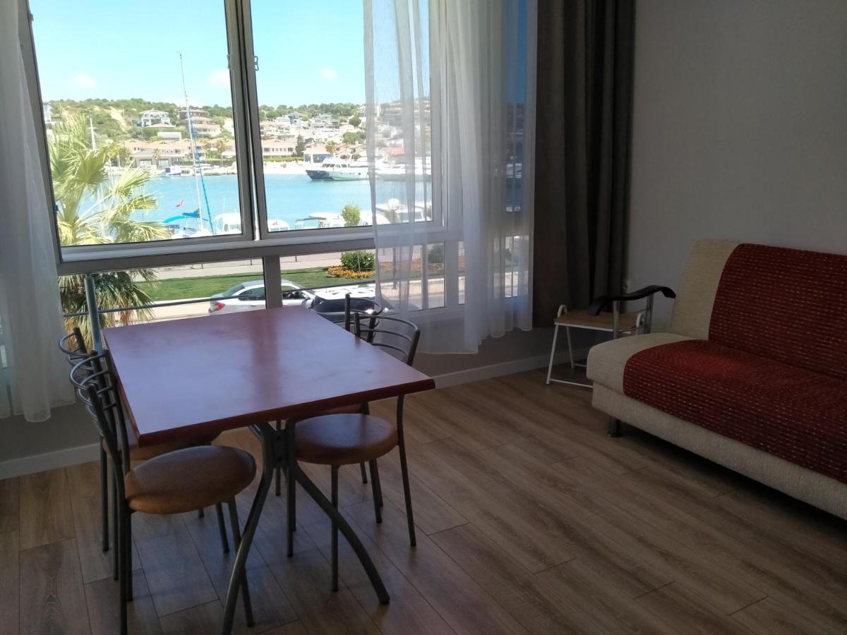 Venues Park Apart Suites Cesme Exterior foto