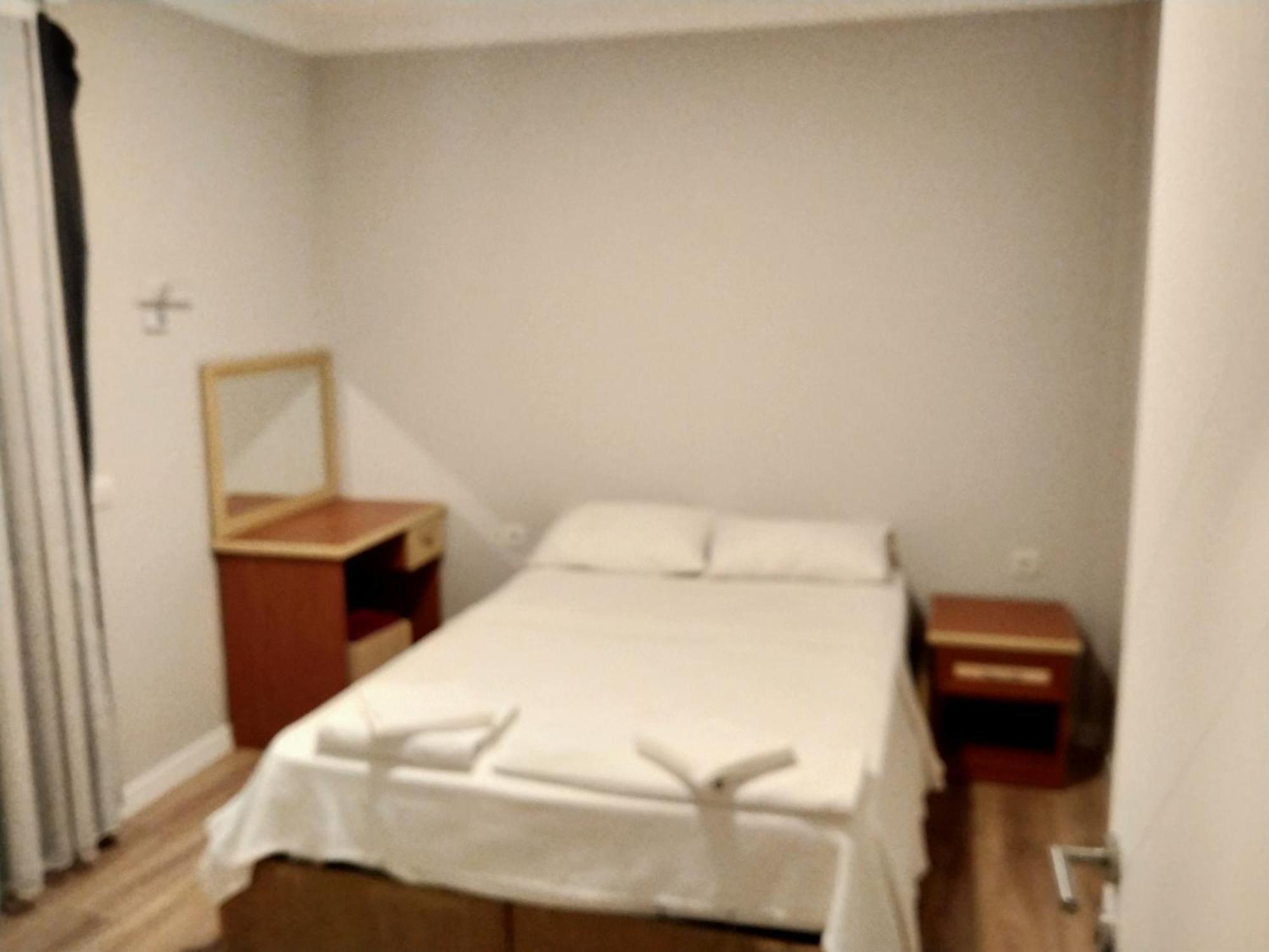 Venues Park Apart Suites Cesme Quarto foto